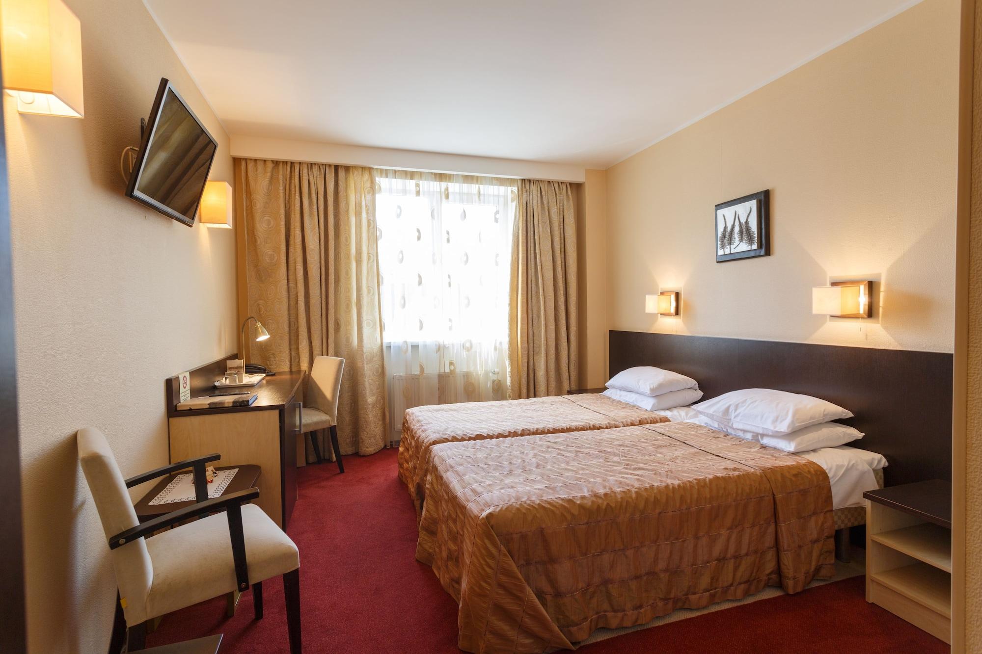 Hotel Rocca Al Mare Talin Exterior foto