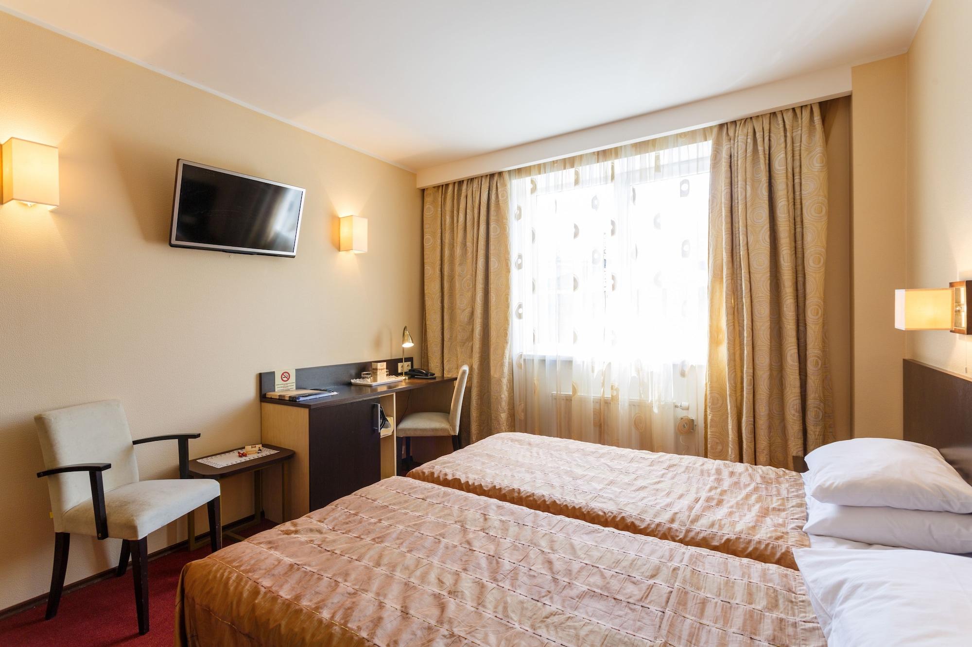 Hotel Rocca Al Mare Talin Exterior foto