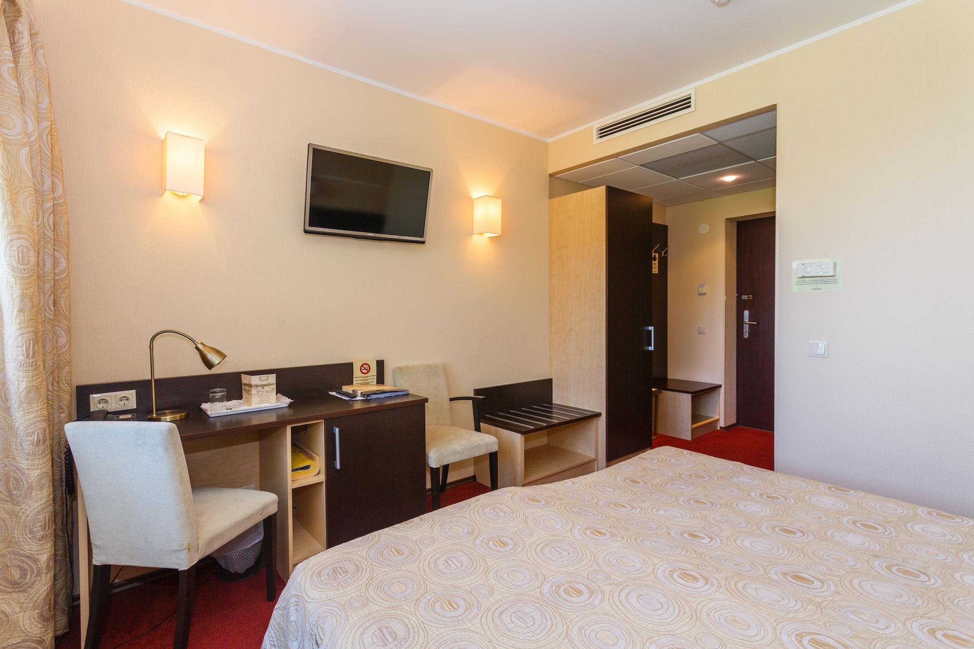 Hotel Rocca Al Mare Talin Exterior foto