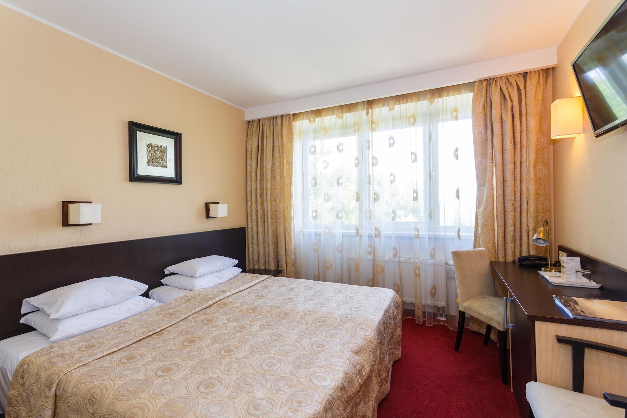 Hotel Rocca Al Mare Talin Exterior foto