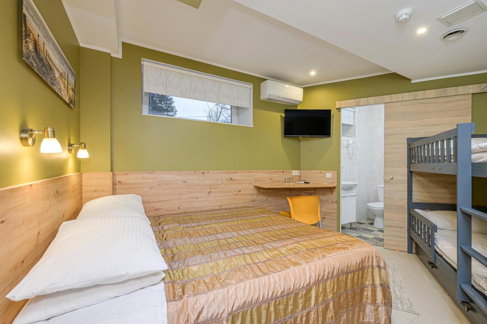 Hotel Rocca Al Mare Talin Exterior foto