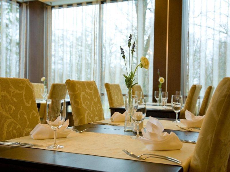Hotel Rocca Al Mare Talin Exterior foto