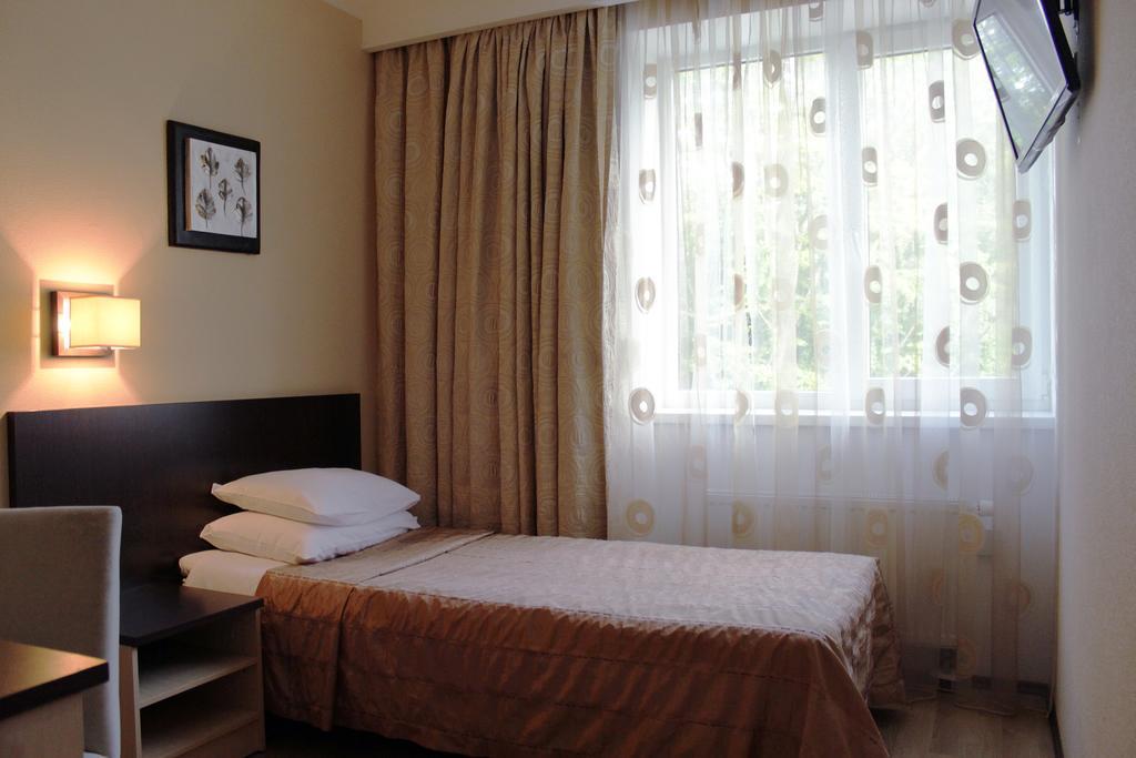 Hotel Rocca Al Mare Talin Exterior foto