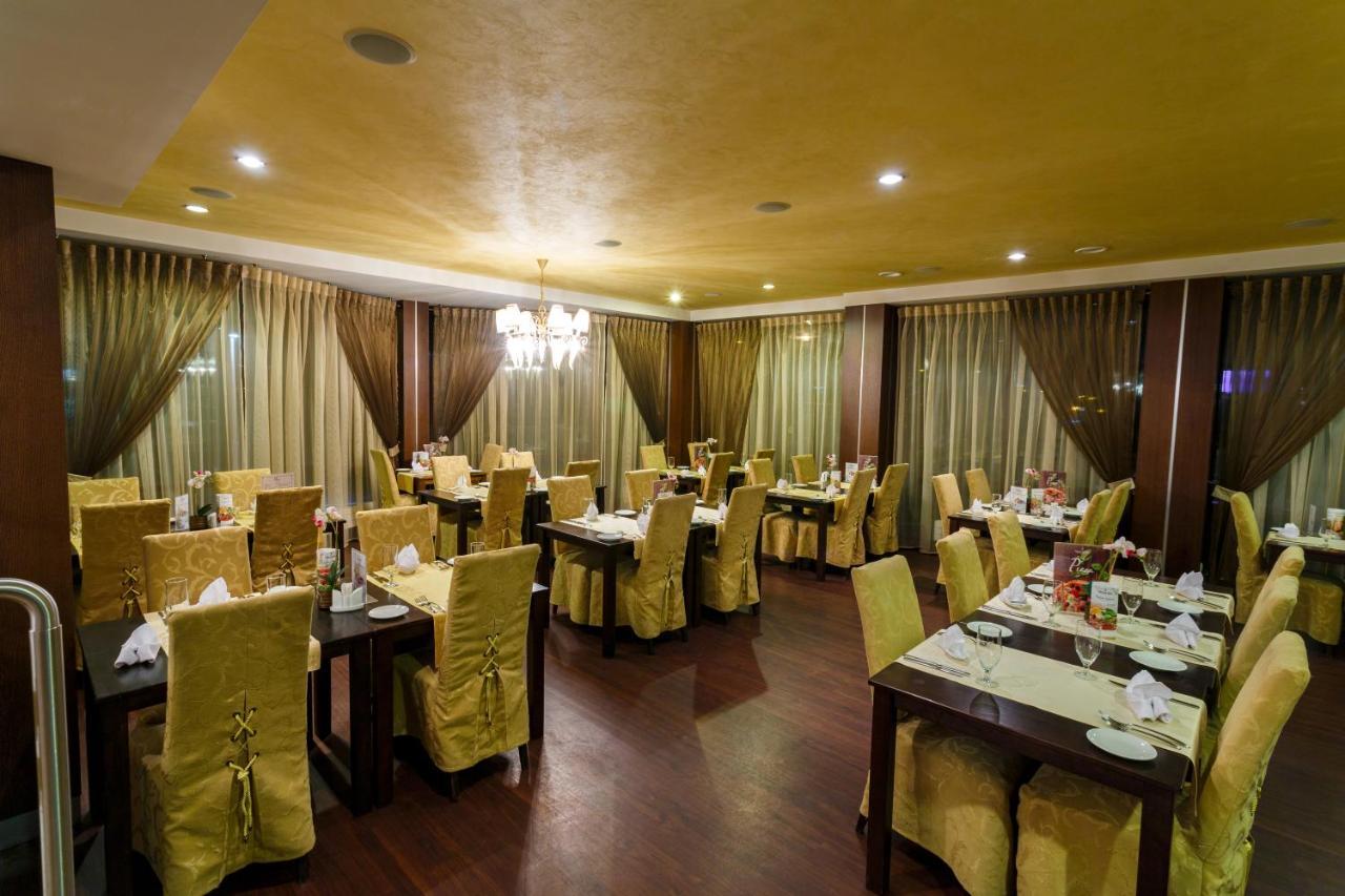 Hotel Rocca Al Mare Talin Exterior foto